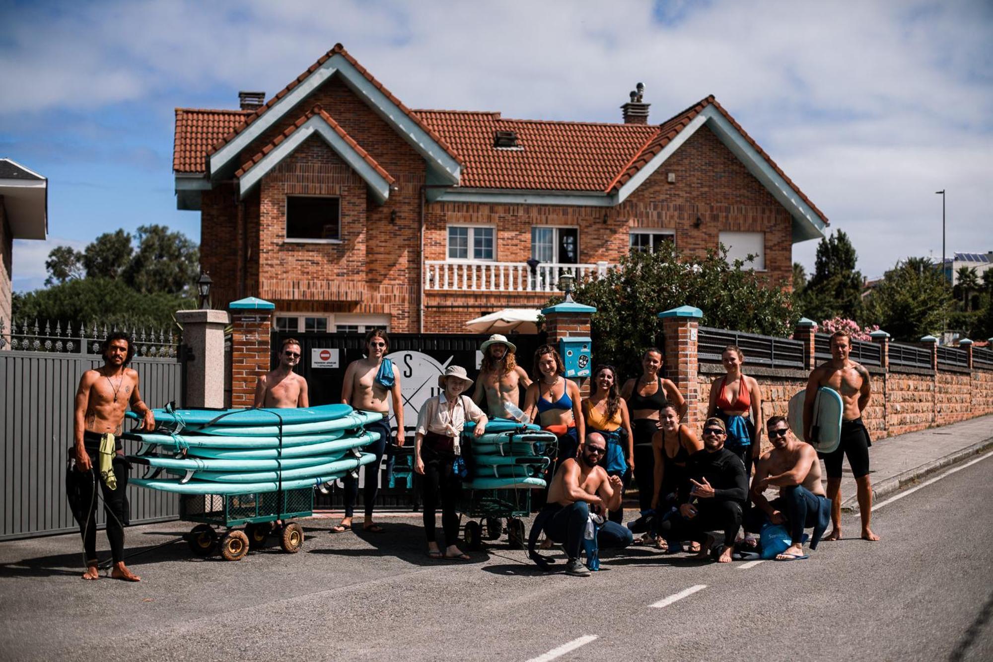 Gijon Surf Hostel Bagian luar foto